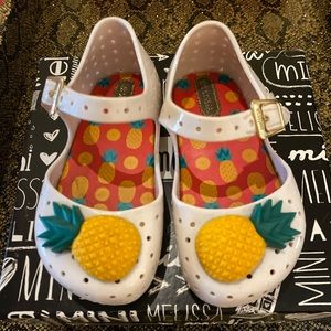 Mini Melissa pineapple 7 toddler shoes